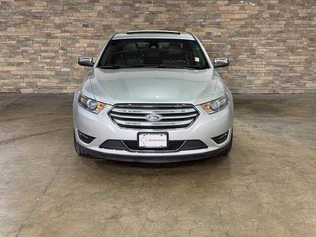 2017 Ford Taurus Limited