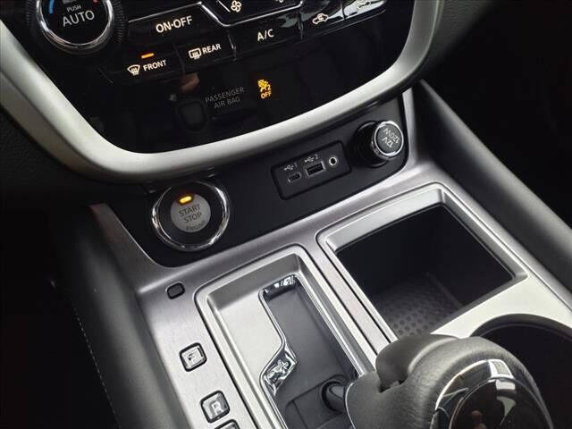 2024 Nissan Murano SV