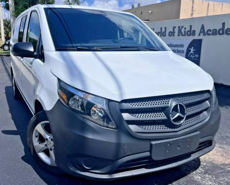 2017 Mercedes-Benz Metris for sale at Vice City Deals in North Miami Beach FL