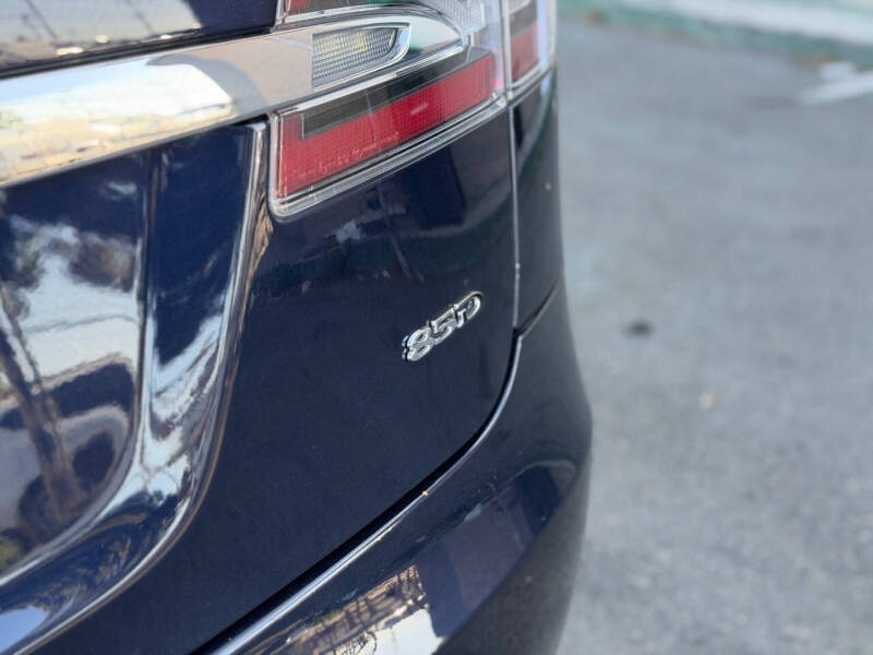 2015 Tesla Model S 85D