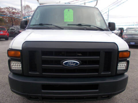 2014 Ford E-Series E-250
