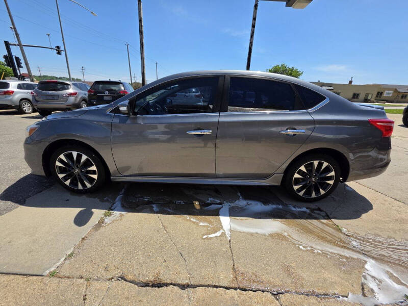 2016 Nissan Sentra SR