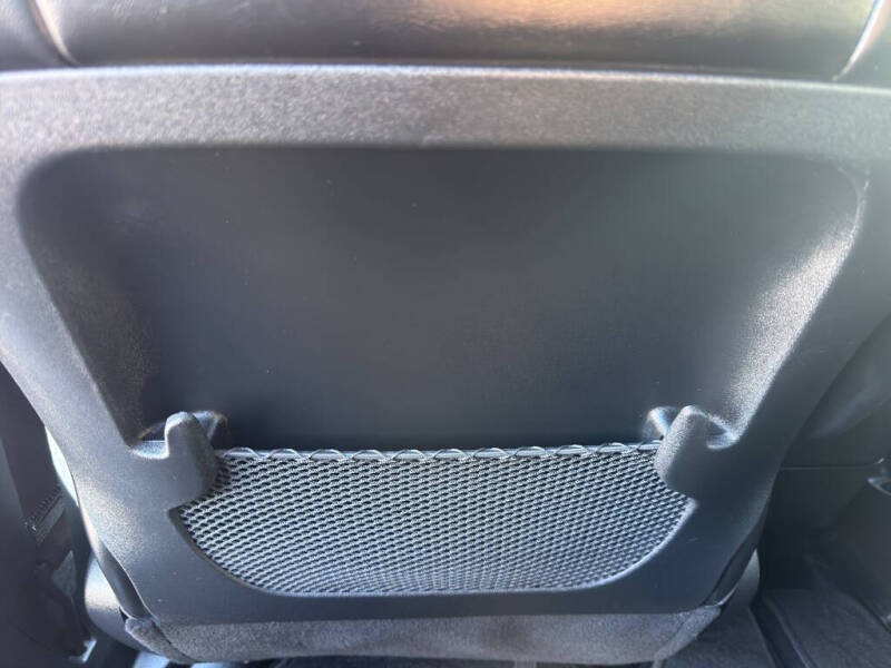 2025 Chrysler Voyager LX