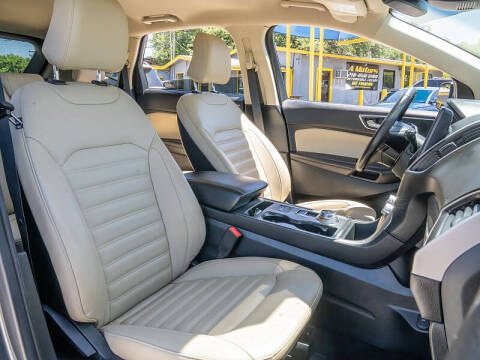 2022 Ford Edge