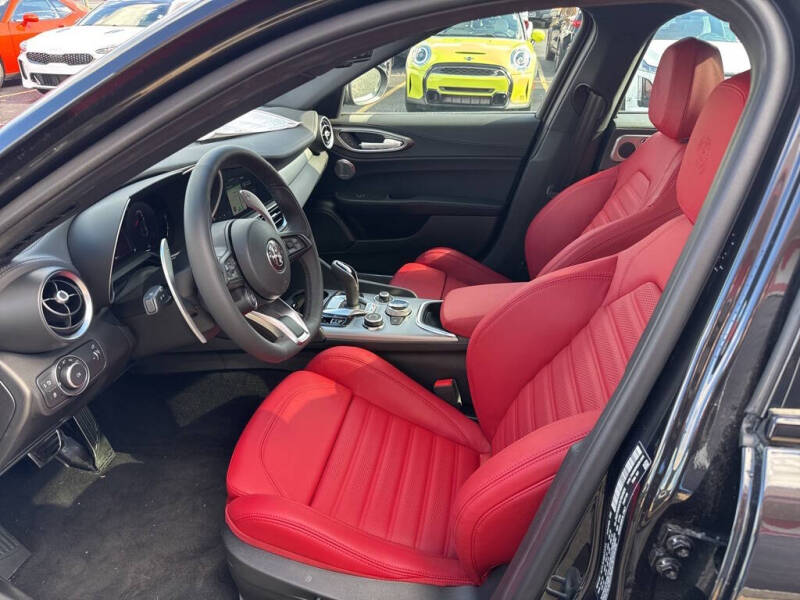 2025 Alfa Romeo Giulia