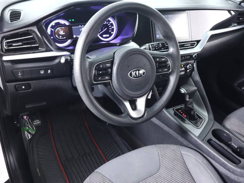 2020 Kia Niro LX