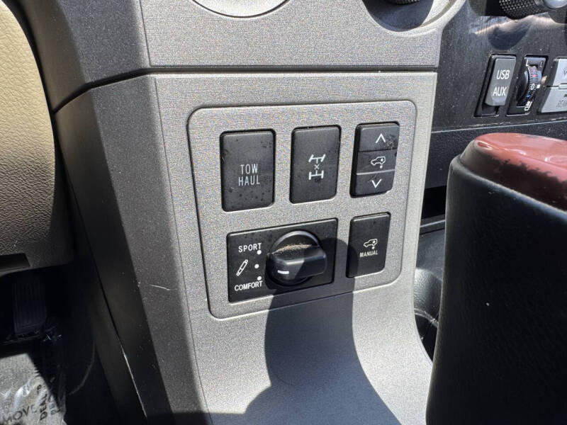 2013 Toyota Sequoia Platinum