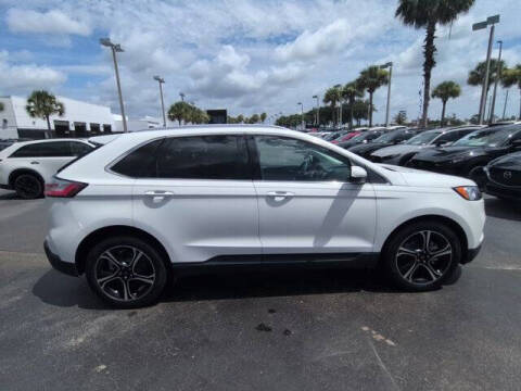 2020 Ford Edge Titanium