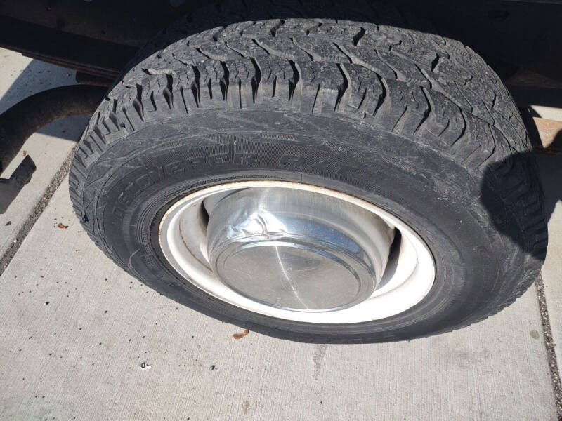 2004 Ford E-Series E-250