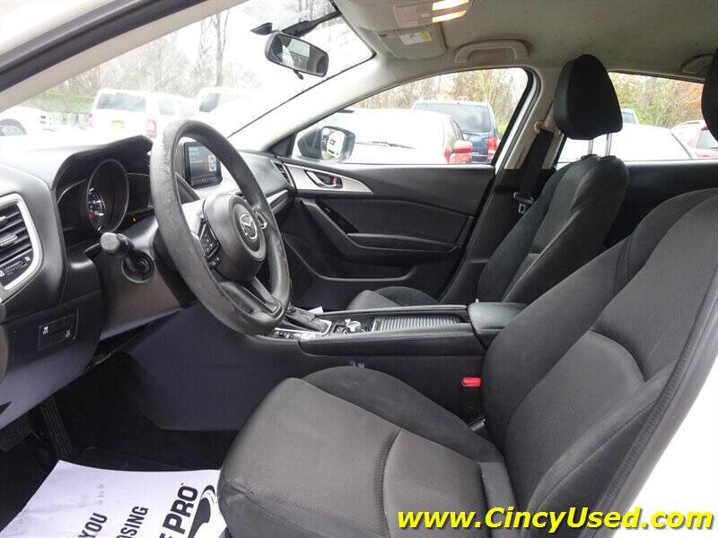 2017 Mazda MAZDA3 Sport