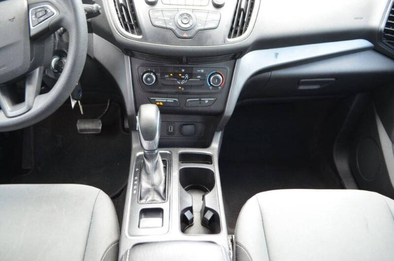 2019 Ford Escape S