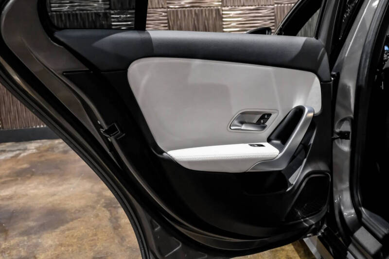 2019 Mercedes-Benz A-Class A 220