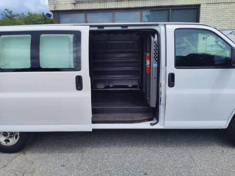 2016 GMC Savana 3500