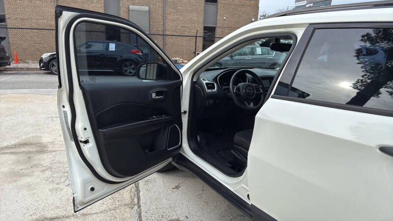 2018 Jeep Compass Sport