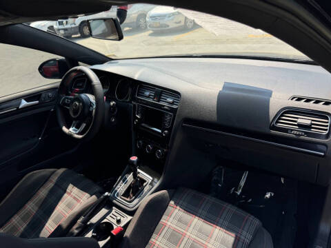 2015 Volkswagen Golf GTI S
