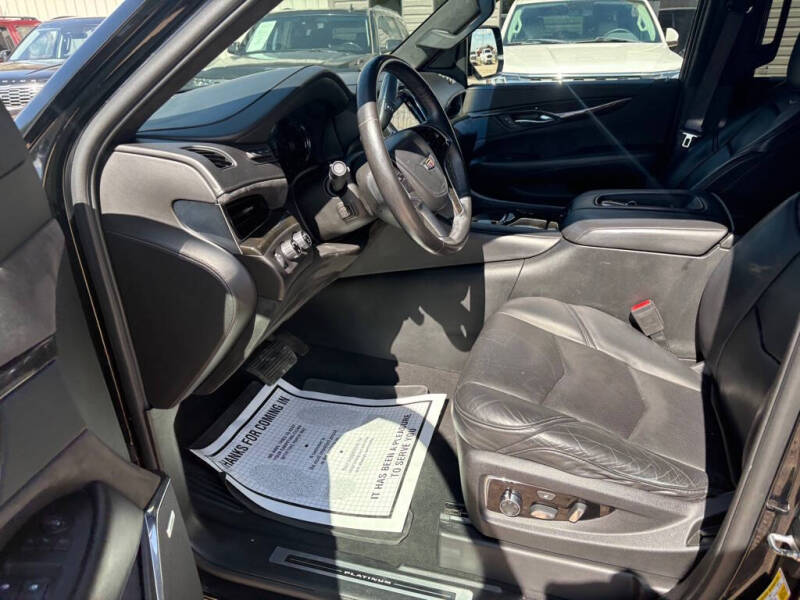 2017 Cadillac Escalade ESV Platinum
