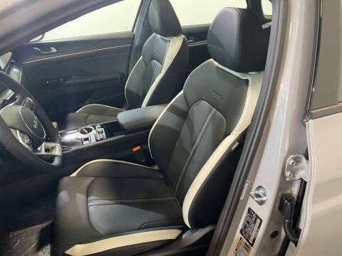 2026 Kia K5