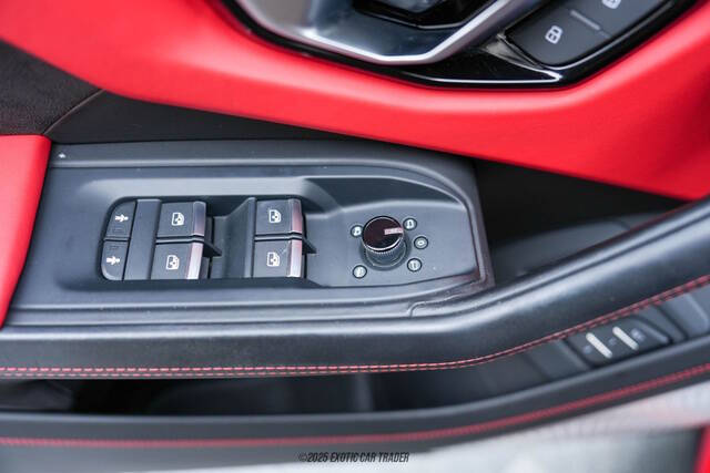 2019 Lamborghini Urus