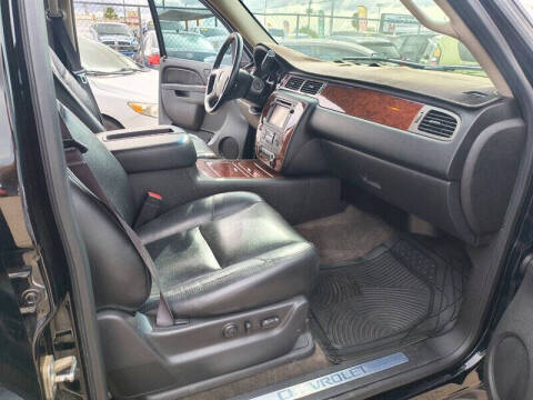 2013 Chevrolet Suburban LTZ