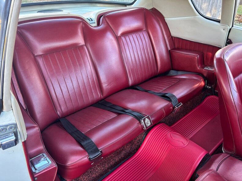 1963 Studebaker Avanti