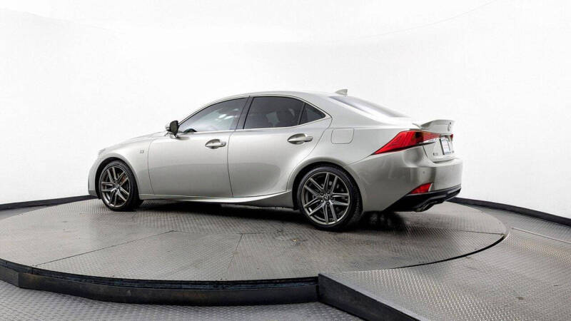 2019 Lexus IS 300