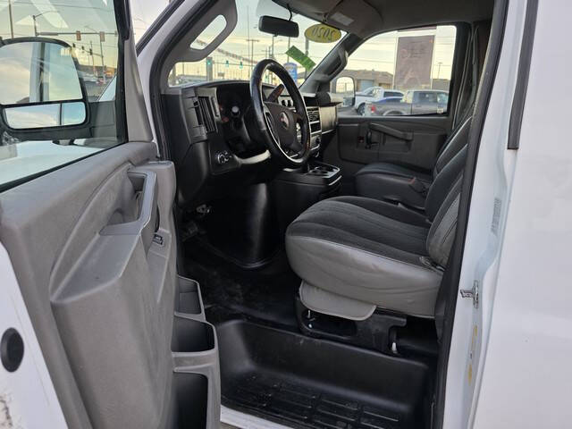 2020 GMC Savana 2500