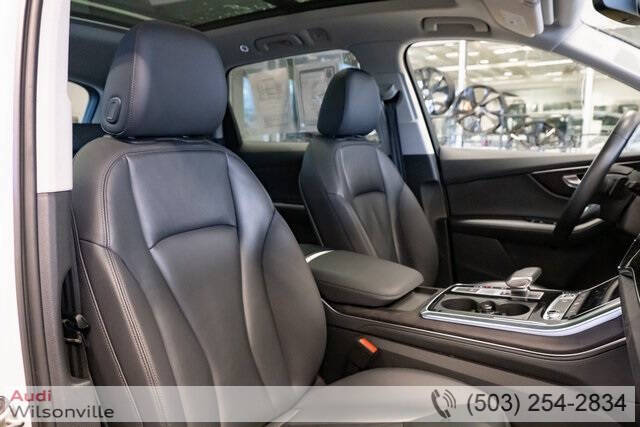 2023 Audi Q7 quattro Premium Plus 55 TFSI