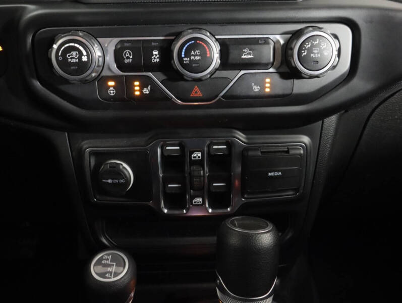 2021 Jeep Gladiator Willys