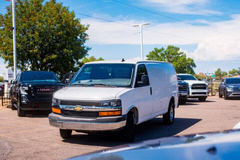 2022 Chevrolet Express 2500