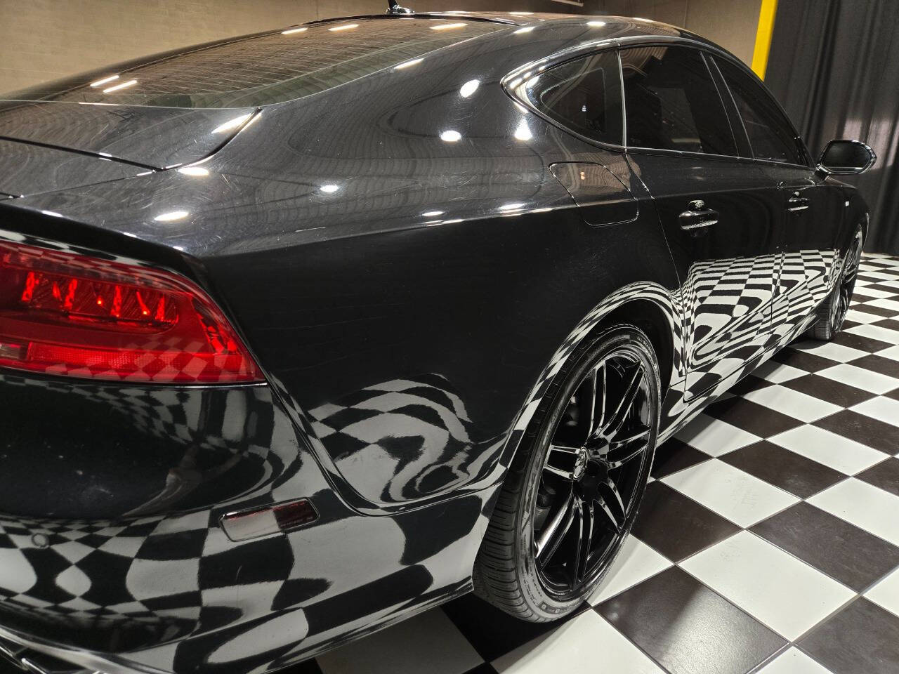2014 Audi S7 22