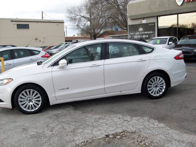 2014 Ford Fusion Hybrid SE