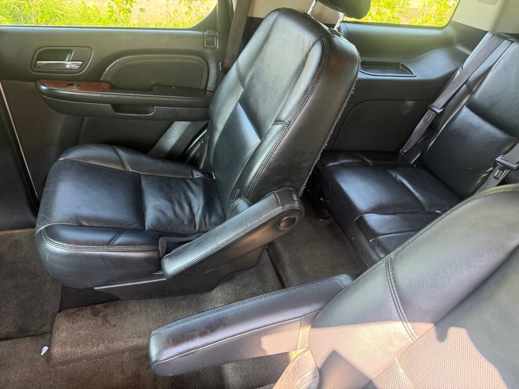 2007 Cadillac Escalade for sale at Car ConneXion Inc in Knoxville, TN