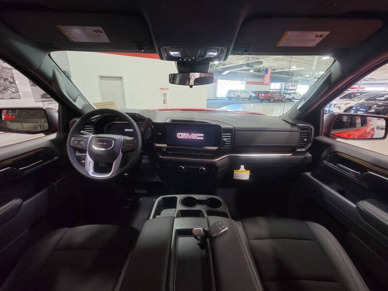 2026 GMC Sierra 1500 Elevation Standard