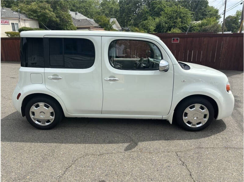 2011 Nissan cube