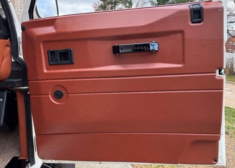 1988 Land Rover Defender