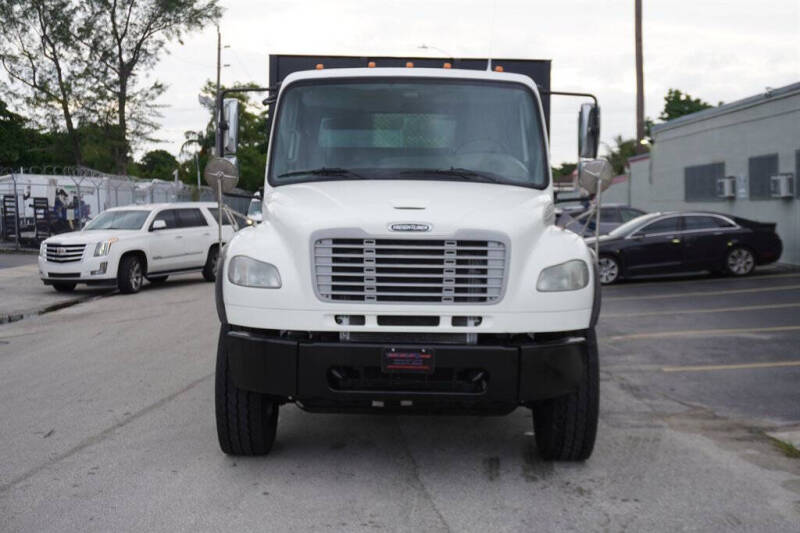 2015 Freightliner M2 106