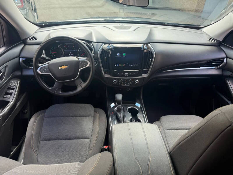 2021 Chevrolet Traverse LT Cloth