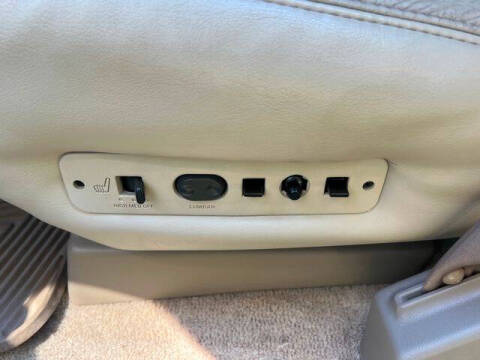 2000 Cadillac Escalade