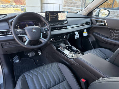 2026 Mitsubishi Outlander SEL