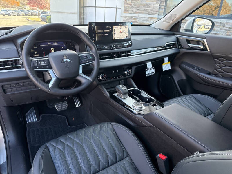 2026 Mitsubishi Outlander SEL