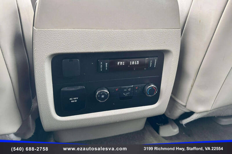 2017 Lincoln Navigator Select