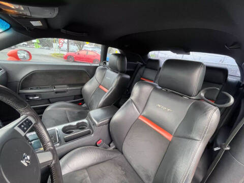 2008 Dodge Challenger SRT8