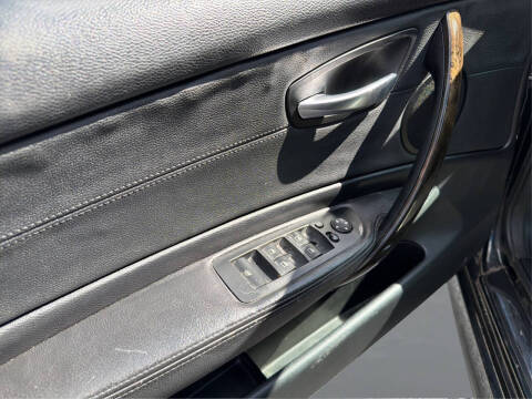 2011 BMW 1 Series 128i