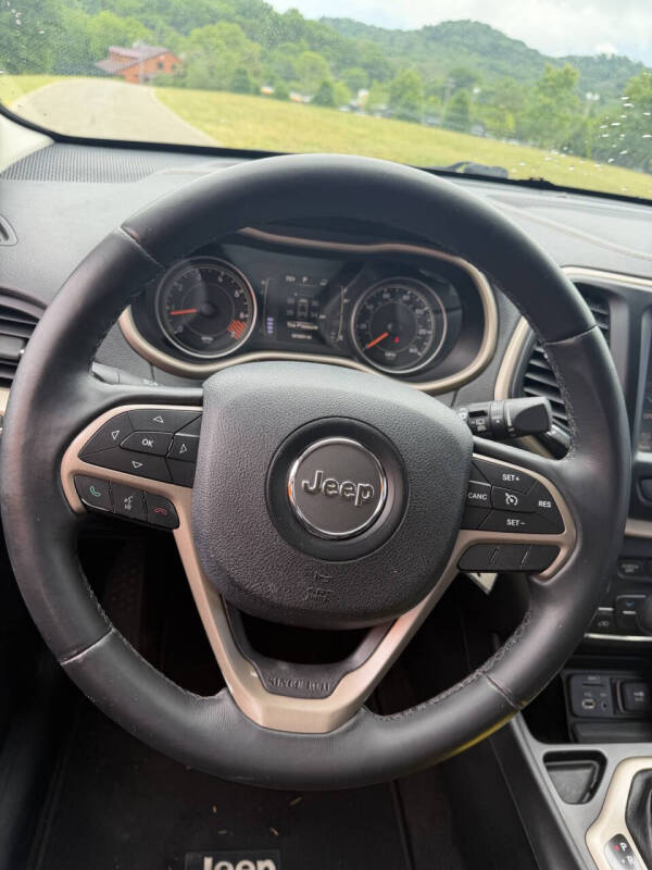 2015 Jeep Cherokee Altitude