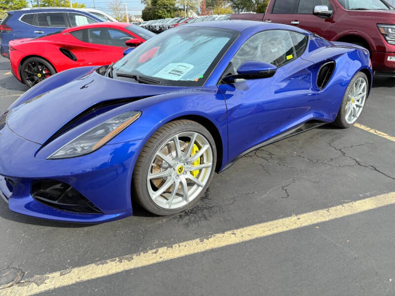 2025 Lotus Emira V6 Base's photo