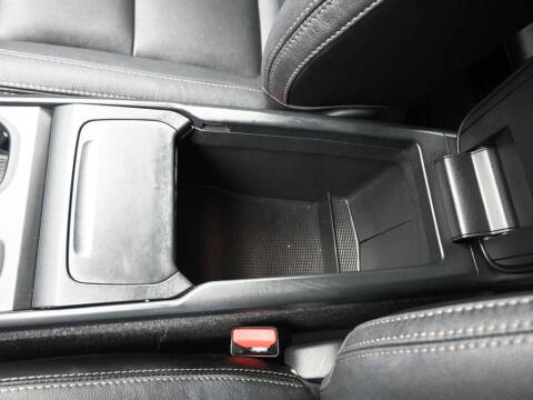 2021 Volvo XC40 T5 Momentum