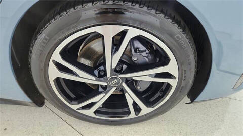 2022 Audi e-tron GT quattro Premium Plus