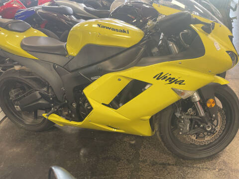Kawasaki Ninja ZX-6R For Sale in Youngstown, OH - 330 Motorsports