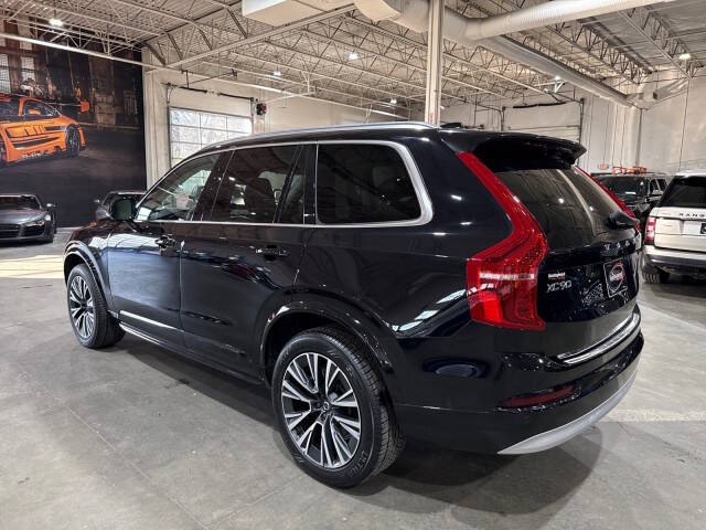 2022 Volvo XC90 T5 Momentum