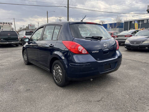 2008 Nissan Versa 1.8 S